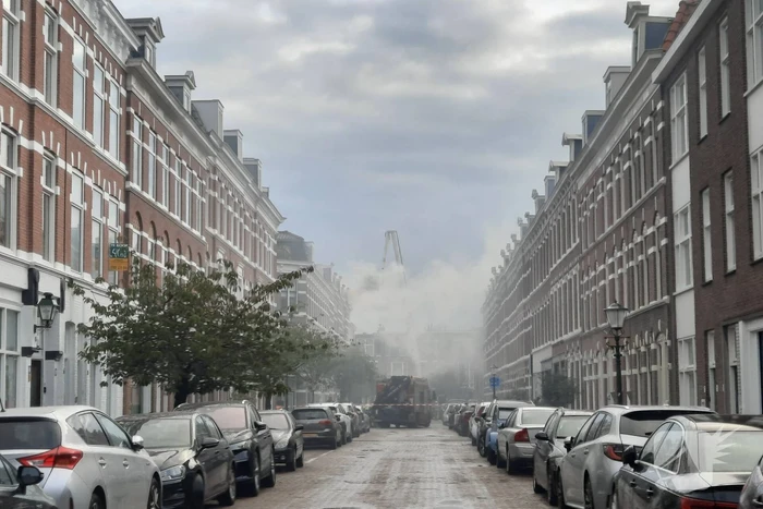Veel rook wegens grote brand in dak