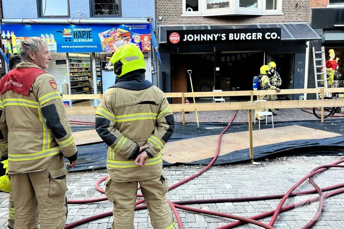 Brand bij Johnny's hamburger restaurant