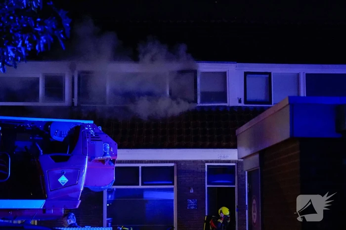 Veel rook bij woningbrand