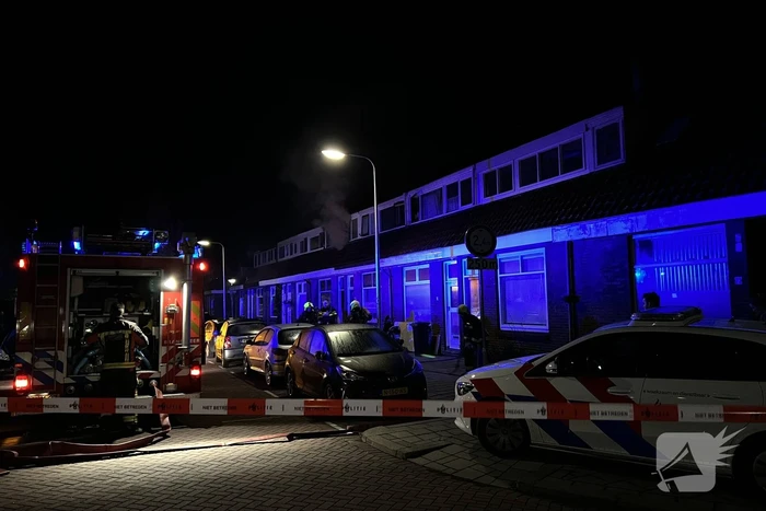 Veel rook bij woningbrand