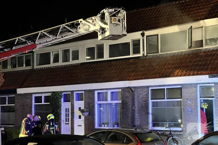 Veel rook bij woningbrand