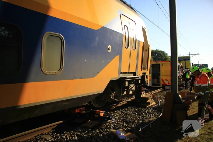 Hersporen gestart nadat trein met 250 passagiers ontspoort