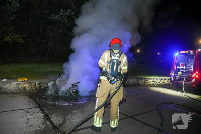 Scooter verwoest vanwege brand