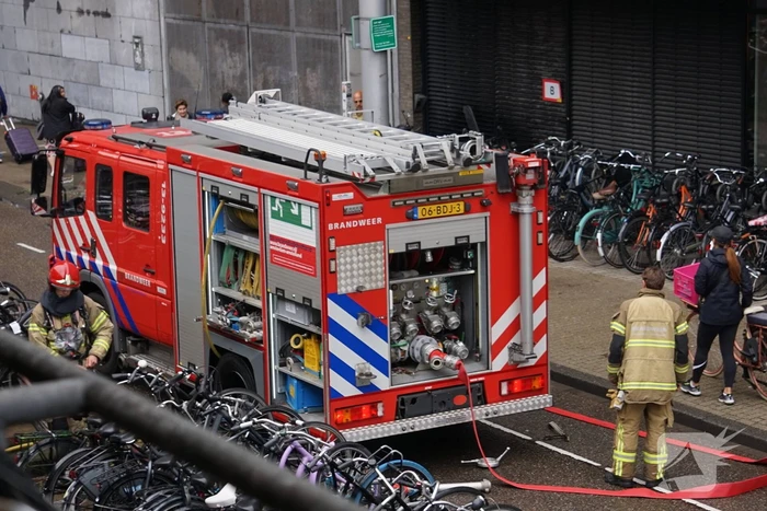 Elektrische fiets vliegt spontaan in brand