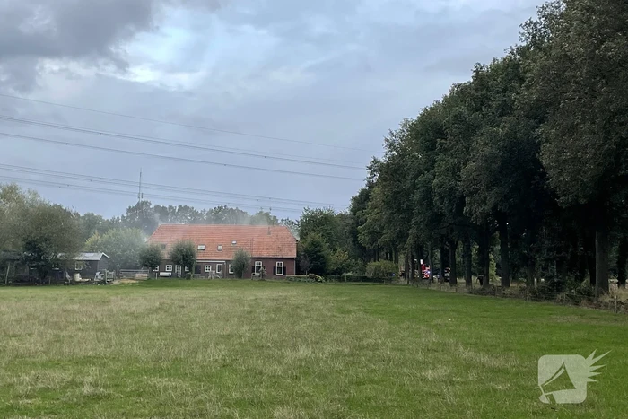 Veel rookontwikkeling bij brand in woonboerderij