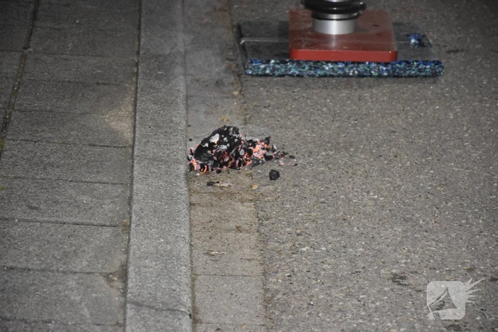 Brand in schoorsteen van woning