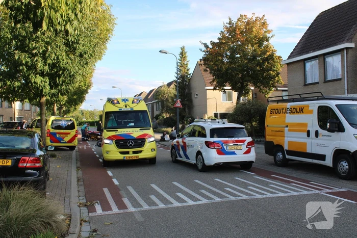 Scooterrijder geschept door auto
