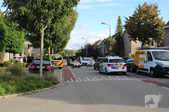 Scooterrijder geschept door auto