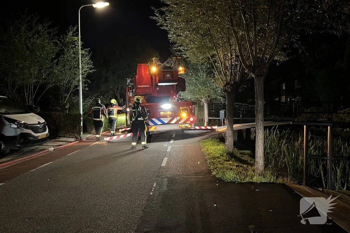 Brand in schoorsteen van woning