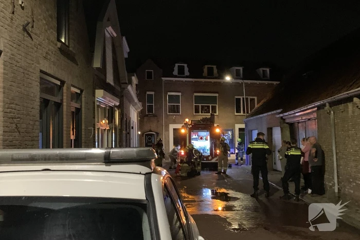 Rookontwikkeling bij smeulend object in woning