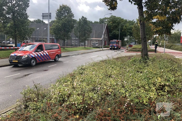 Veel rookontwikkeling bij grote brand in bedrijfspand