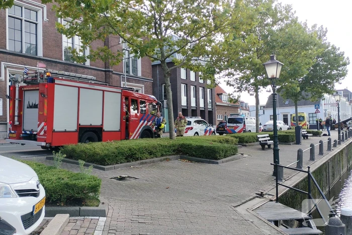 Politie redt te water geraakt persoon