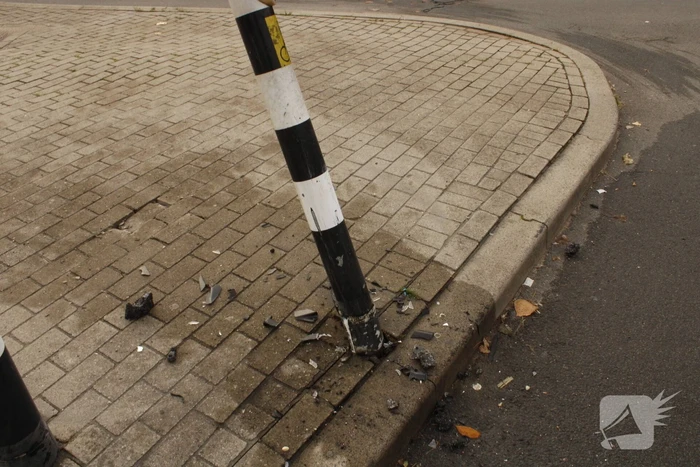 Automobilist ramt verkeerslicht
