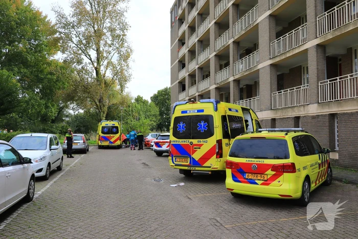 Inzet hulpdiensten bij flat