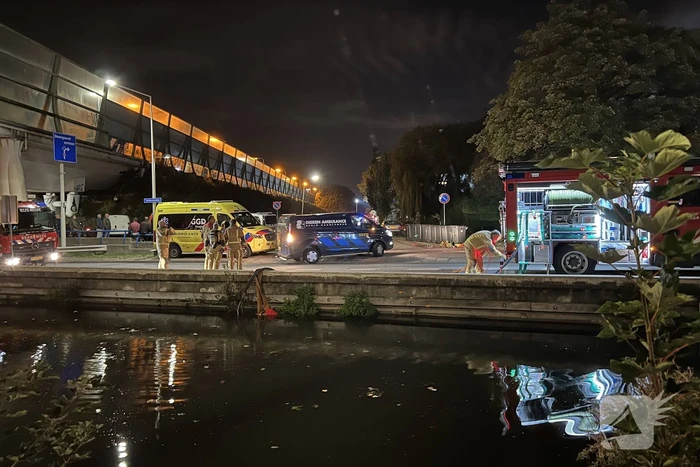 Grote uitslaande brand verwoest schuur