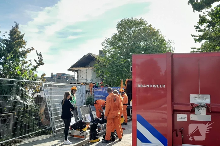 Specialistisch bijstandsteam USAR oefent bij sloopwoningen