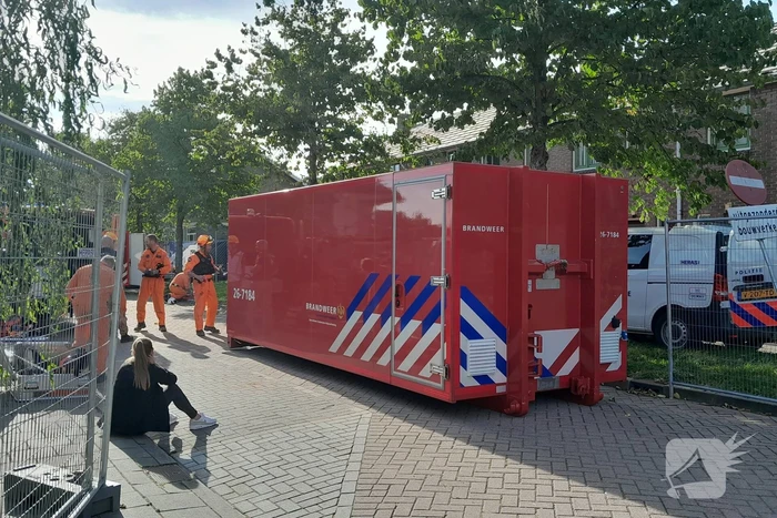 Specialistisch bijstandsteam USAR oefent bij sloopwoningen