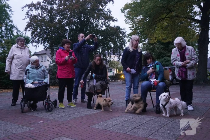 Huisdieren krijgen zegening op Dierendag