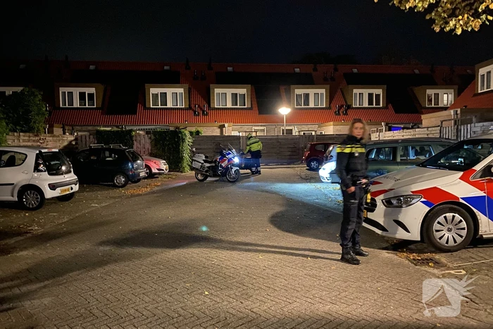 Scooterrijder vlucht te voet na achtervolging