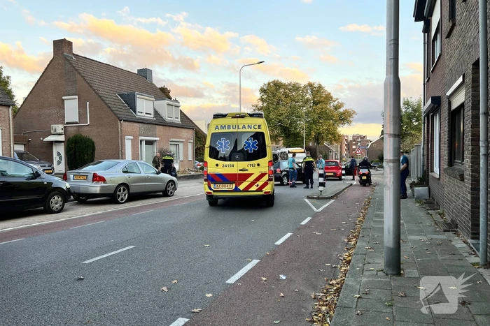 SCHADE BIJ AANRIJDING bij inrit