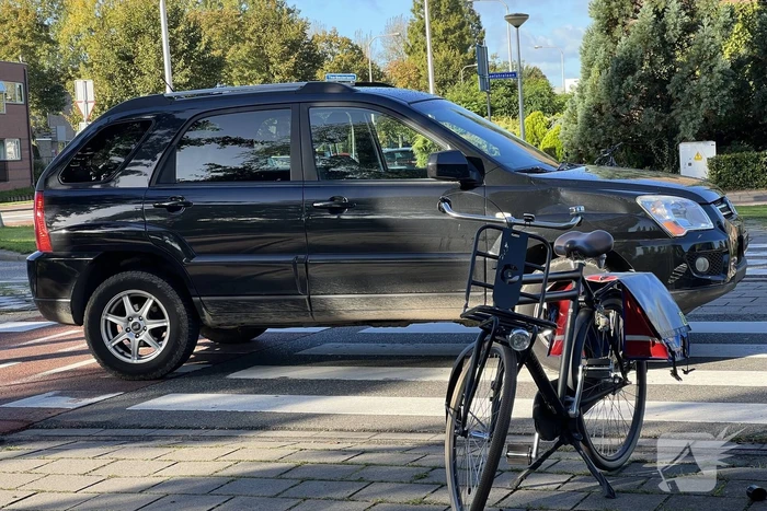 Fietser aangereden bij oversteekplaats