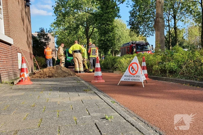 Gaslek door graafwerkzaamheden in Helpman
