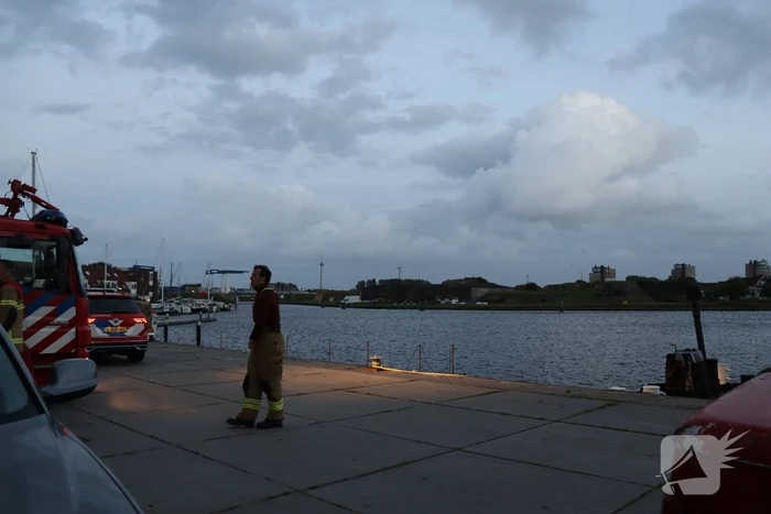 Brand op schip blijkt rookbom