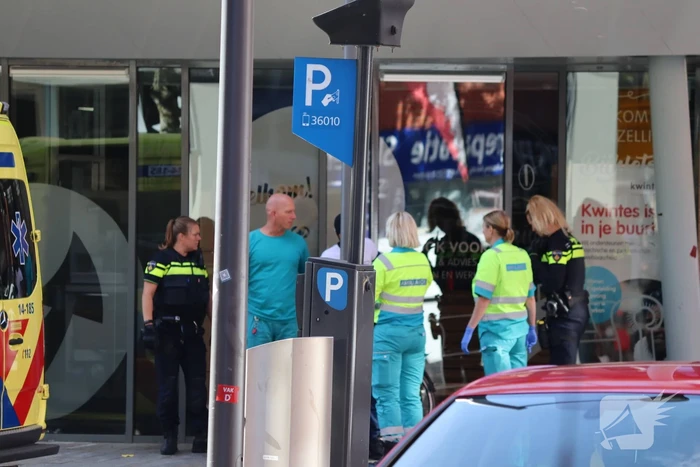 Persoon gewond bij steekpartij