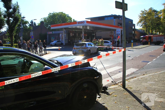 Bestuurder slaat op de vlucht na ongeval