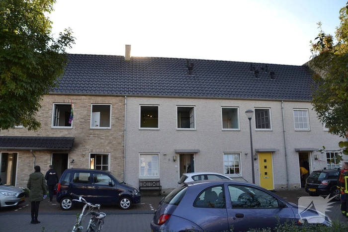 Persoon gewond bij woningbrand