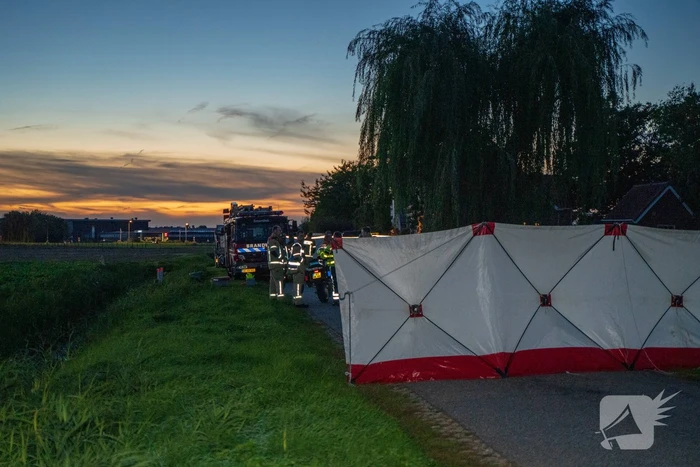 Dode na eenzijdige aanrijding met boom