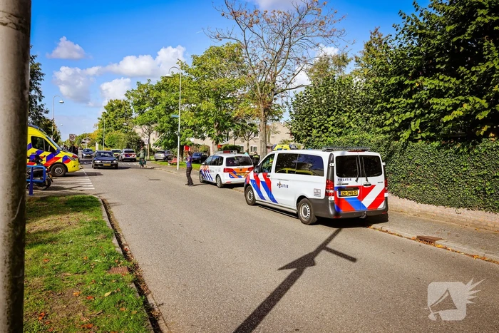 Persoon onwel tijdens snoeien van heg
