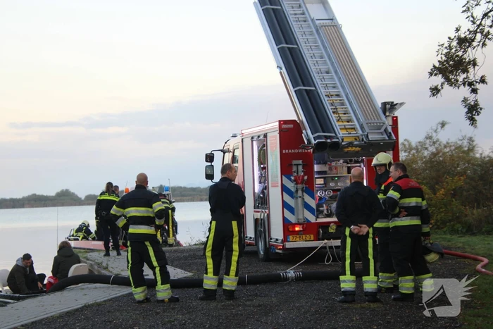 Flinke rookontwikkeling bij brand op plezierboot