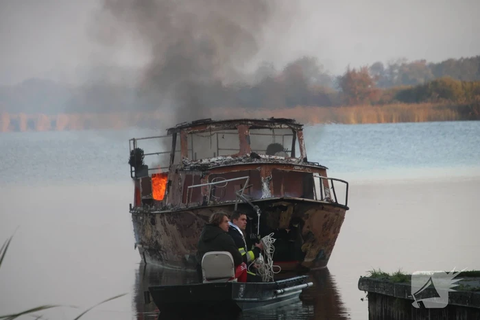 Flinke rookontwikkeling bij brand op plezierboot