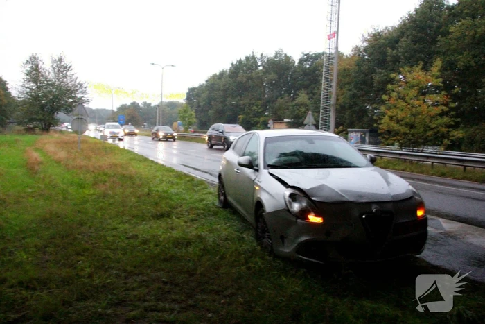 Twee personenwagens beschadigd bij kop-staart ongeval