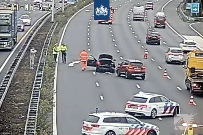 Drie rijstroken dicht op snelweg door ongeval