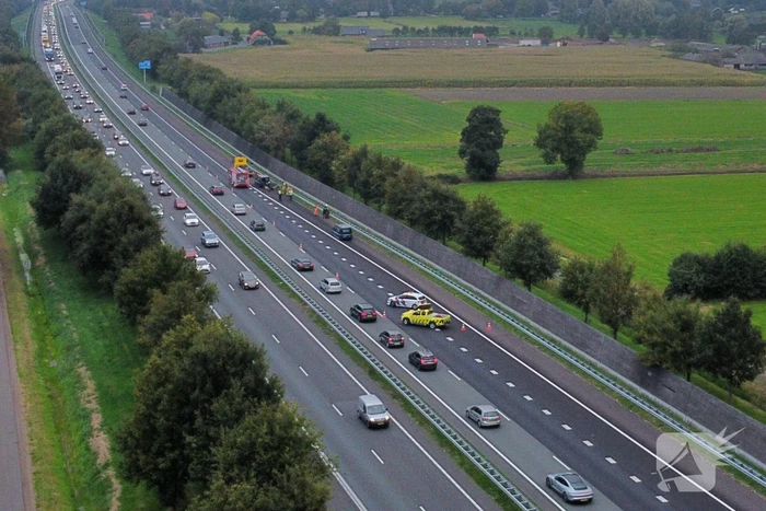 Flinke file vanwege brand in bestelbus