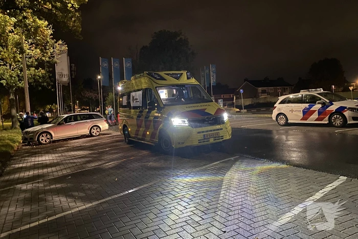 Automobilist en scooterrijder komen in botsing