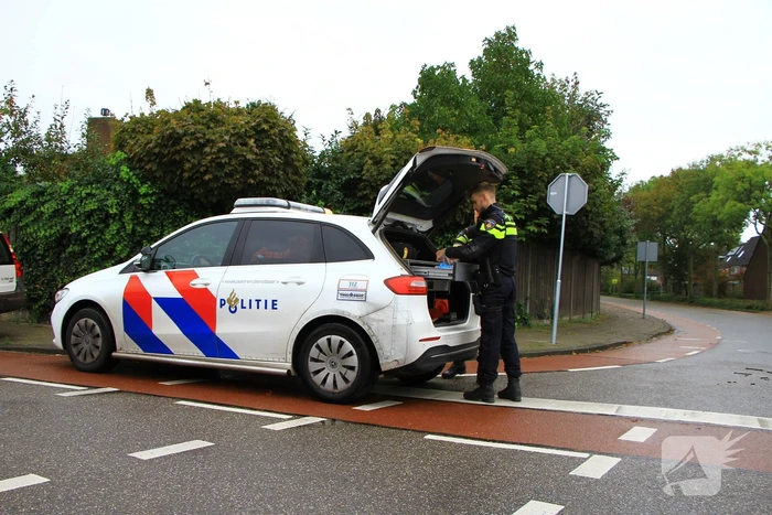 Botsing tussen automobilist en overstekende fietser