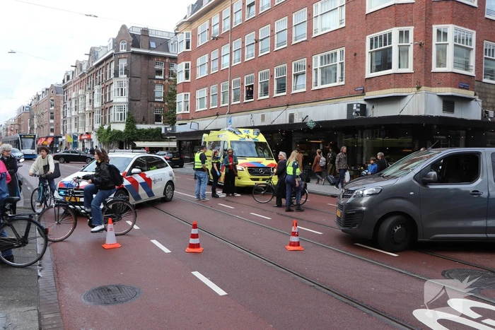Motorrijder rijdt door na ongeval met scooter