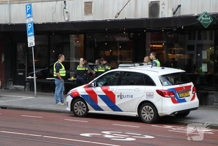 Motorrijder rijdt door na ongeval met scooter