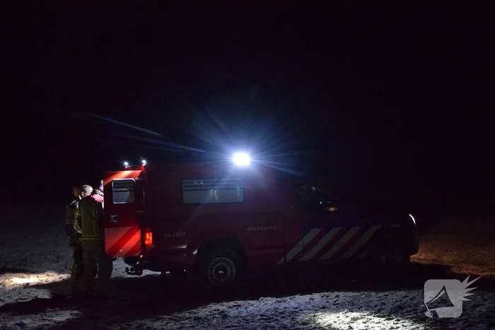 Personen gewond bij aanrijding op strand, bestuurder rijdt door