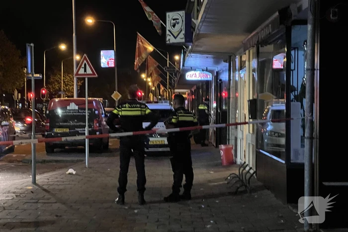 Politie op zoek naar overvallers op eetgelegenheid