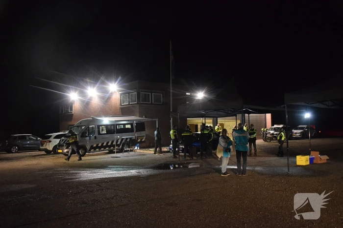 Grote integrale controle bij Brouwersdam