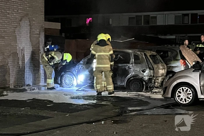Flinke schade wegens overslaande brand