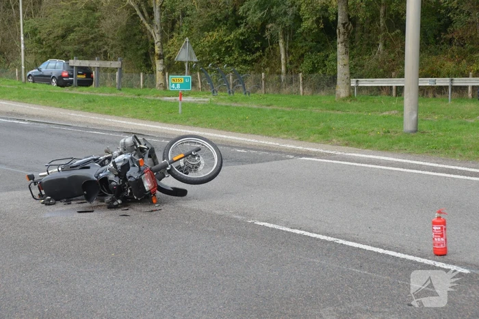 Motorrijder gewond na eenzijdig ongeval
