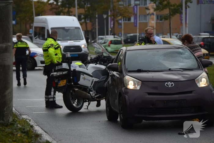 Fietser ernstig gewond bij aanrijding met auto