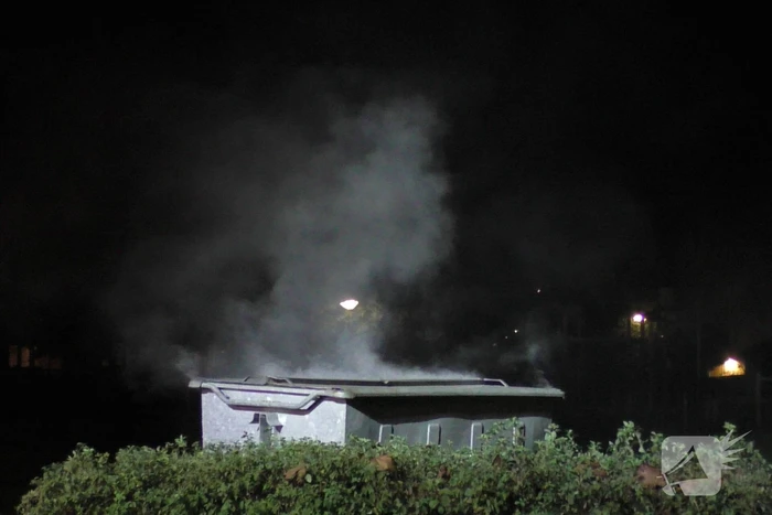 Brand in container snel geblust