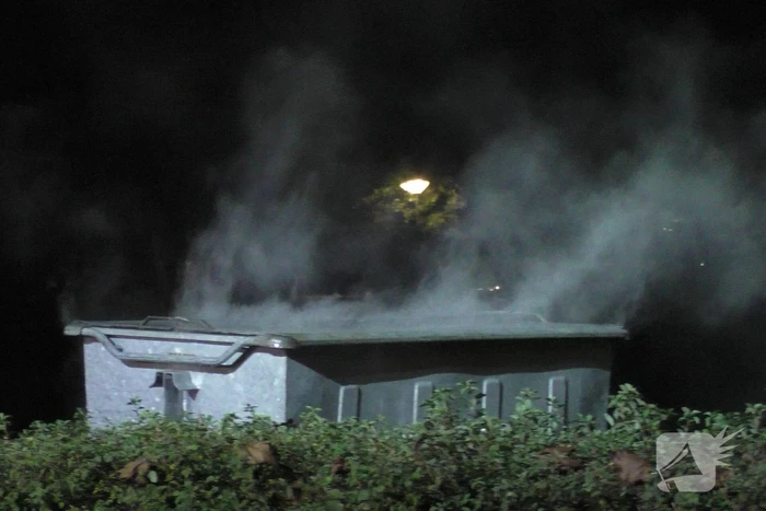 Brand in container snel geblust
