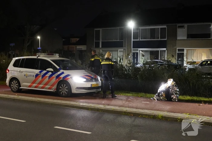 Persoon met te veel alcohol belandt in het water